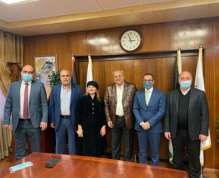 جامعة النجاح الوطنية تُكرّم النائبين الطيبي والسعدي 